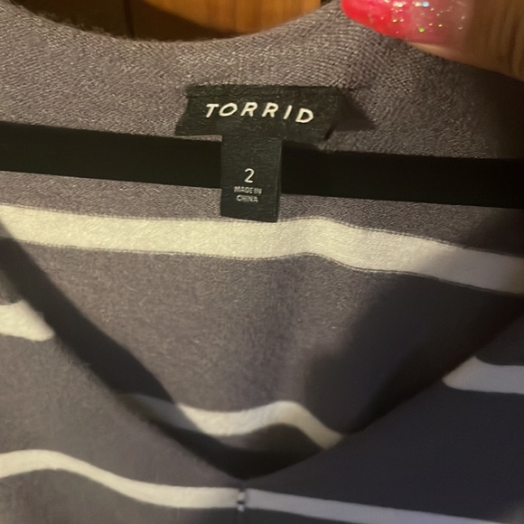 Torrid sweater - Picture 2 of 2